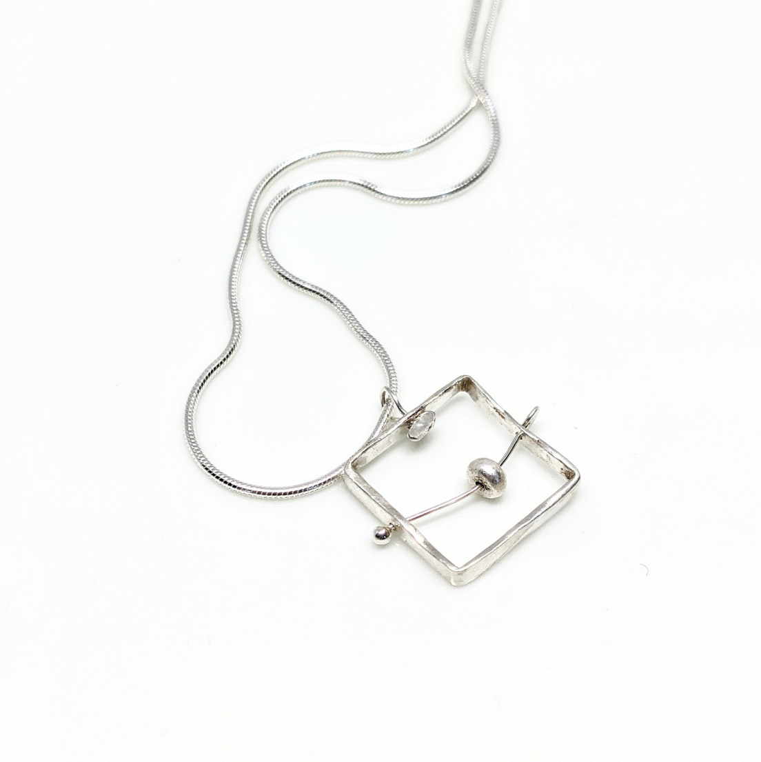 Pendentif equilibrado